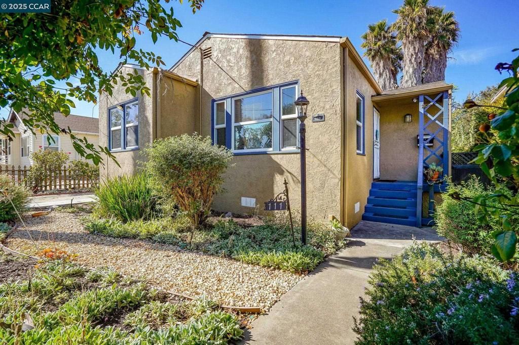 Photo of 111 Phelan Ave Ave, Vallejo, CA 94590 (MLS # 41114726)