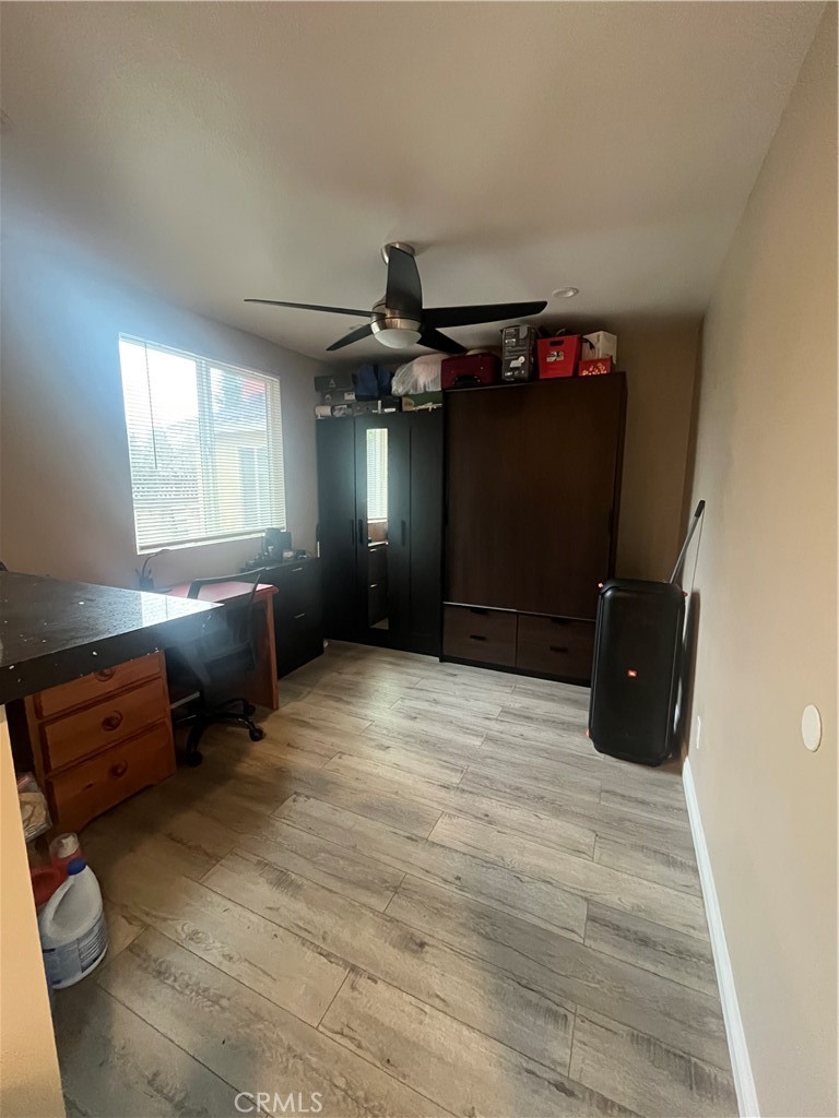 13200 13202 Wentworth St