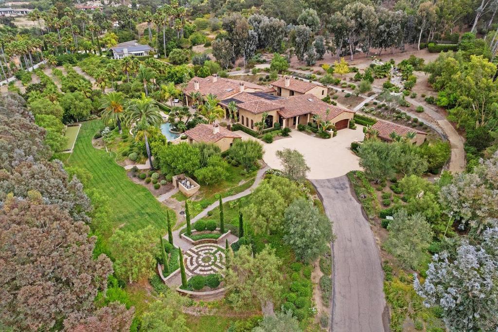 Rancho Santa Fe - Residential