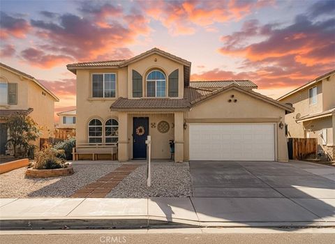 Photo of 14285 Wildcat Ln, Victorville, CA 92394 (MLS # HD25266659)