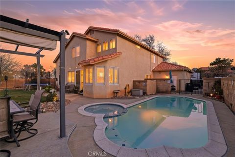 Photo of 2515 Gemstone Ave, Palmdale, CA 93551 (MLS # SR26035553)