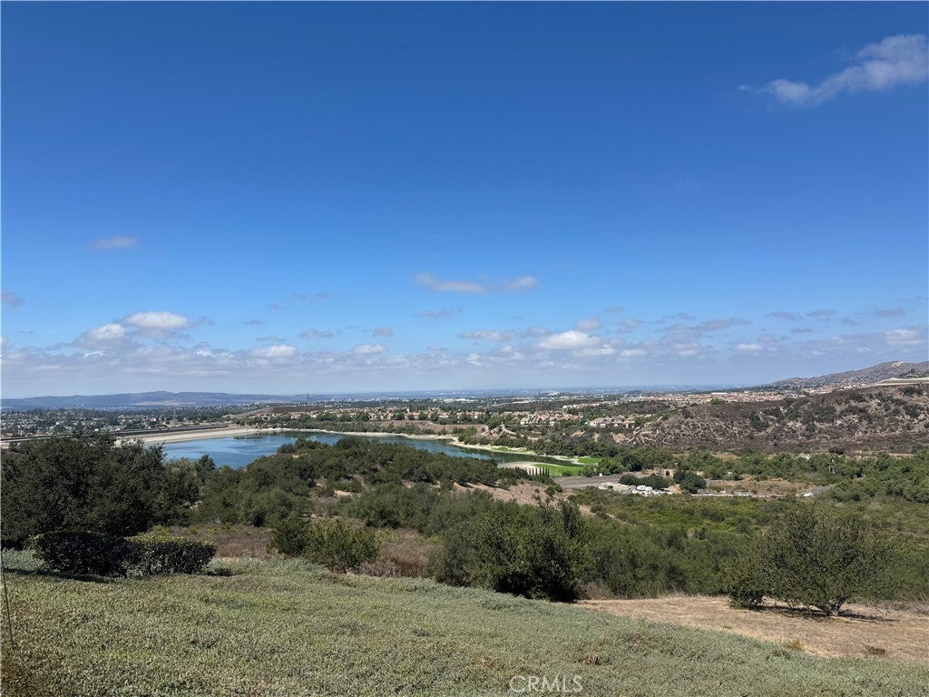 Photo of 17 Via Belmonte, Rancho Santa Margarita, CA 92688 (MLS # OC26190609)