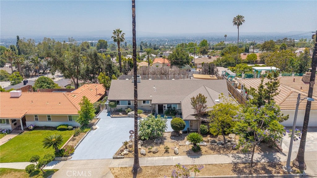 3860 Valley Lights Drive