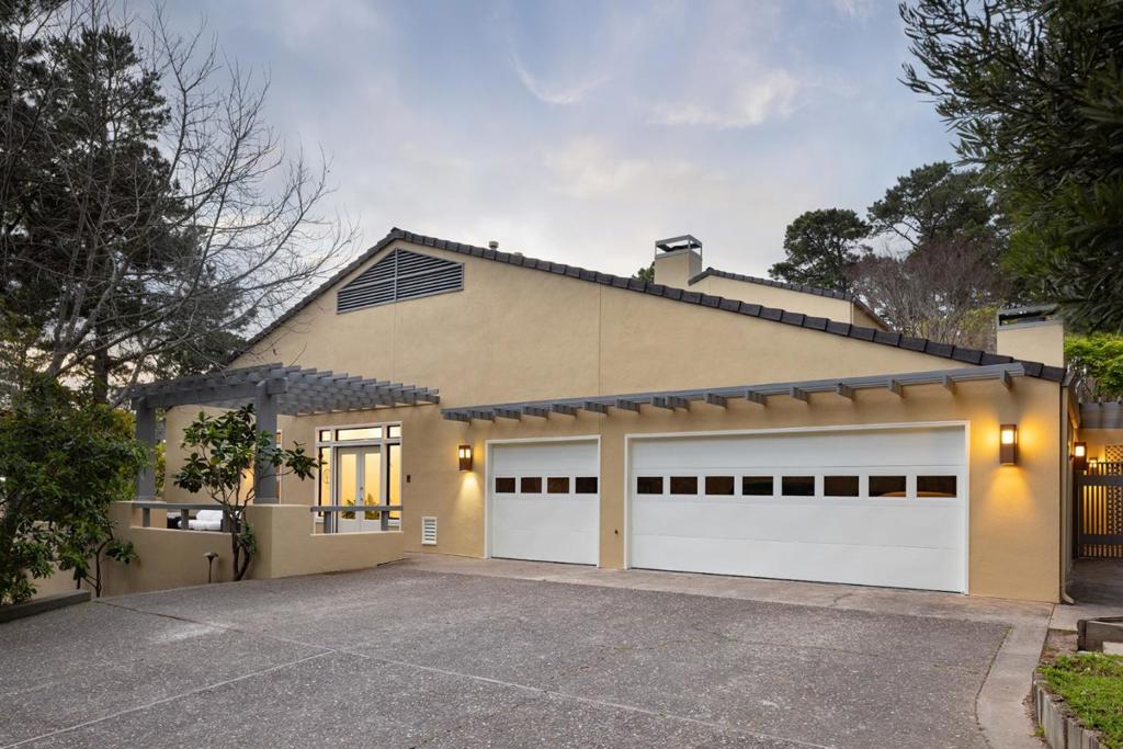 1579 Griffin Road