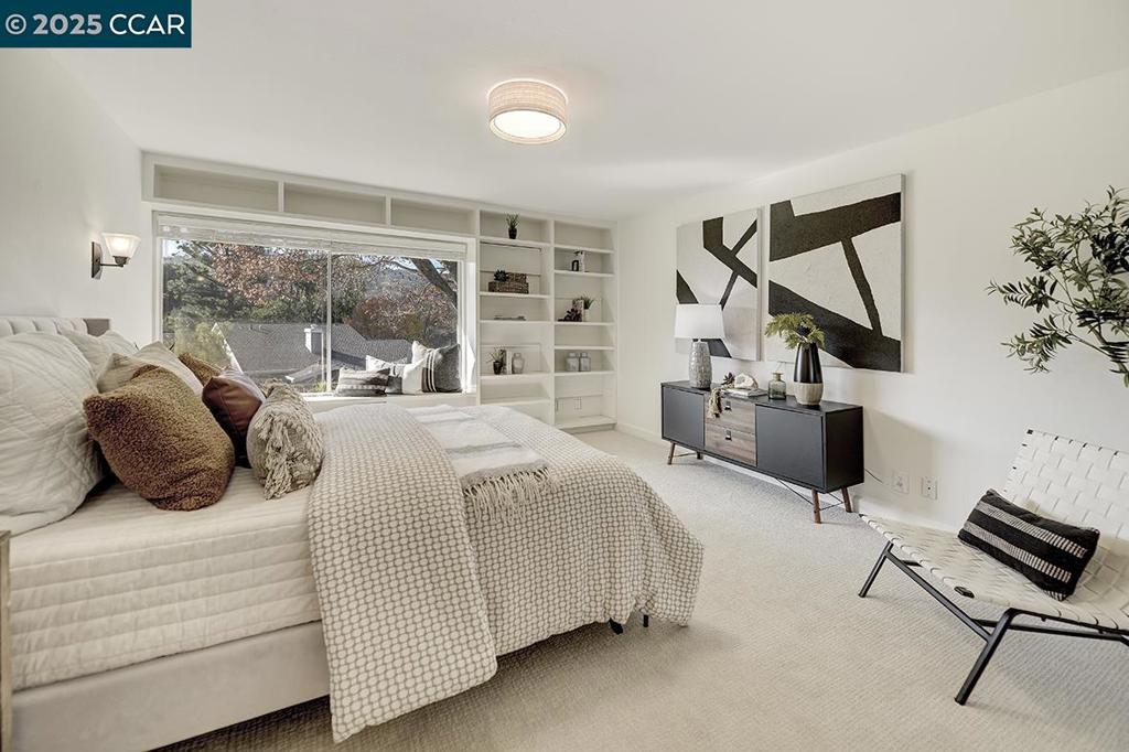 ROSSMOOR - Residential