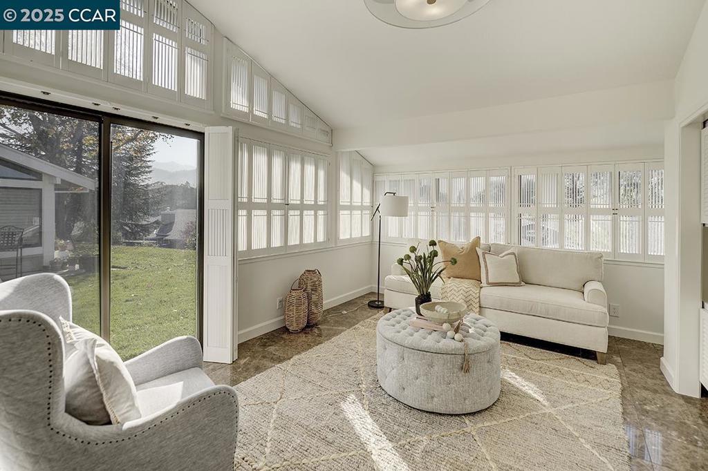 ROSSMOOR - Residential