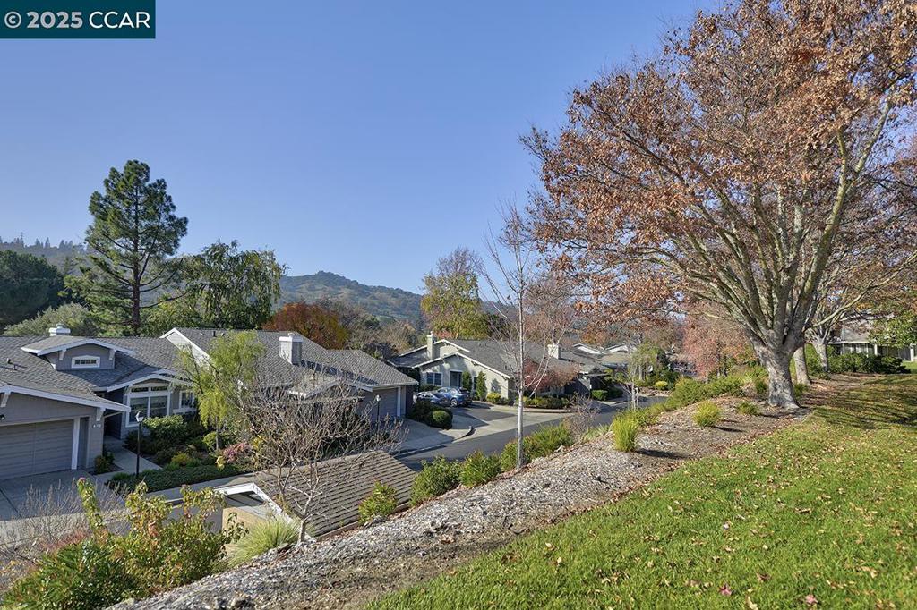 ROSSMOOR - Residential
