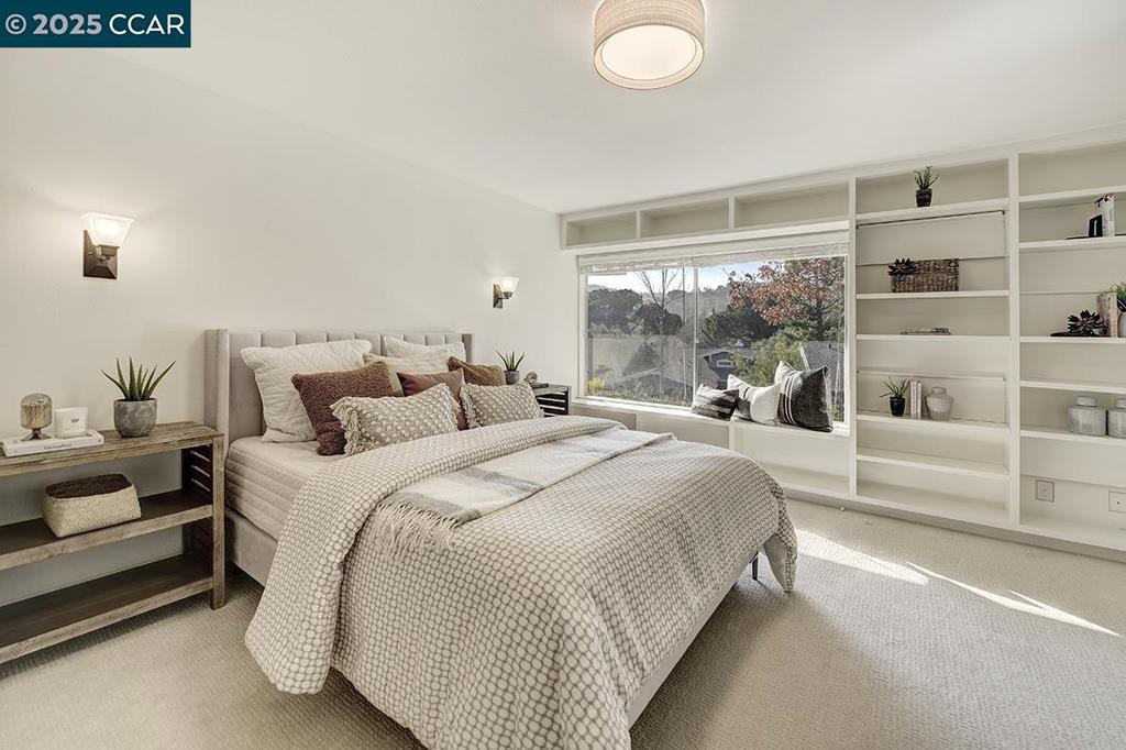 ROSSMOOR - Residential