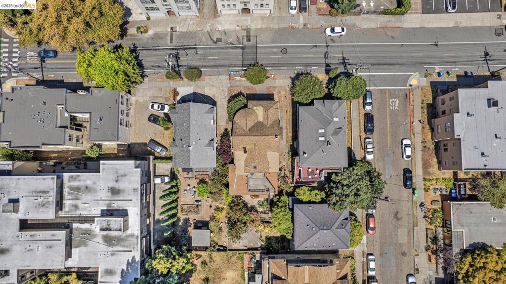 2214 Channing Way