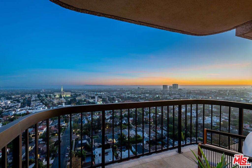 Photo of 10750 Wilshire Boulevard #1503, Los Angeles, CA 90024 (MLS # 26634005)