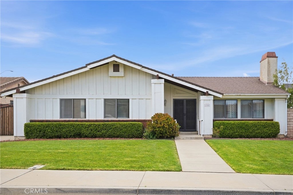 1985 Olive Drive