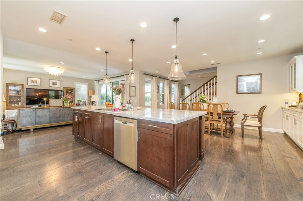Tustin, California, 92782, United States, 5 Bedrooms Bedrooms, ,5 BathroomsBathrooms,Residential,Active,2024181