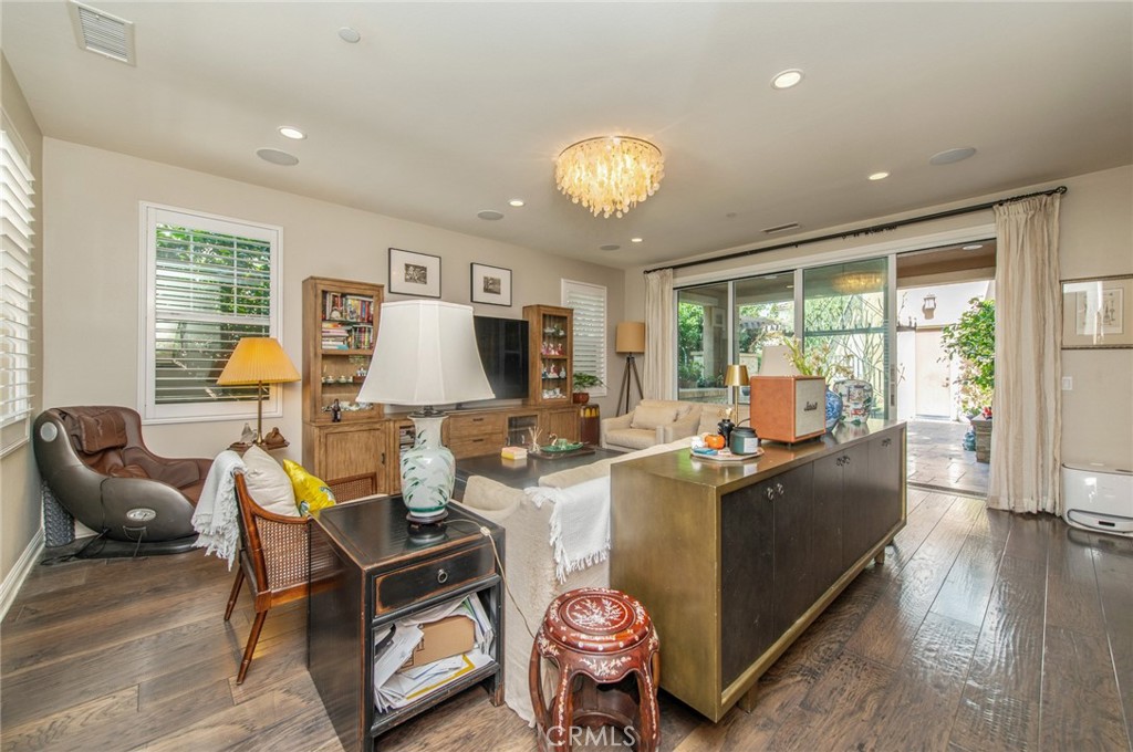 Tustin, California, 92782, United States, 5 Bedrooms Bedrooms, ,5 BathroomsBathrooms,Residential,Active,2024181