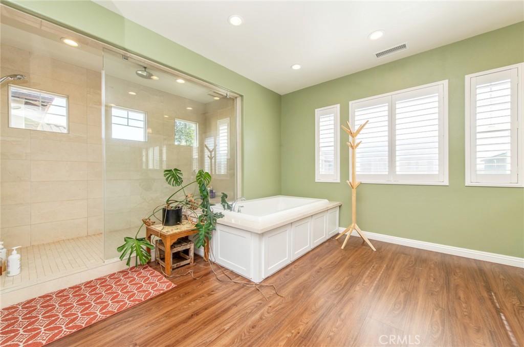 Tustin, California, 92782, United States, 5 Bedrooms Bedrooms, ,5 BathroomsBathrooms,Residential,Active,2024181