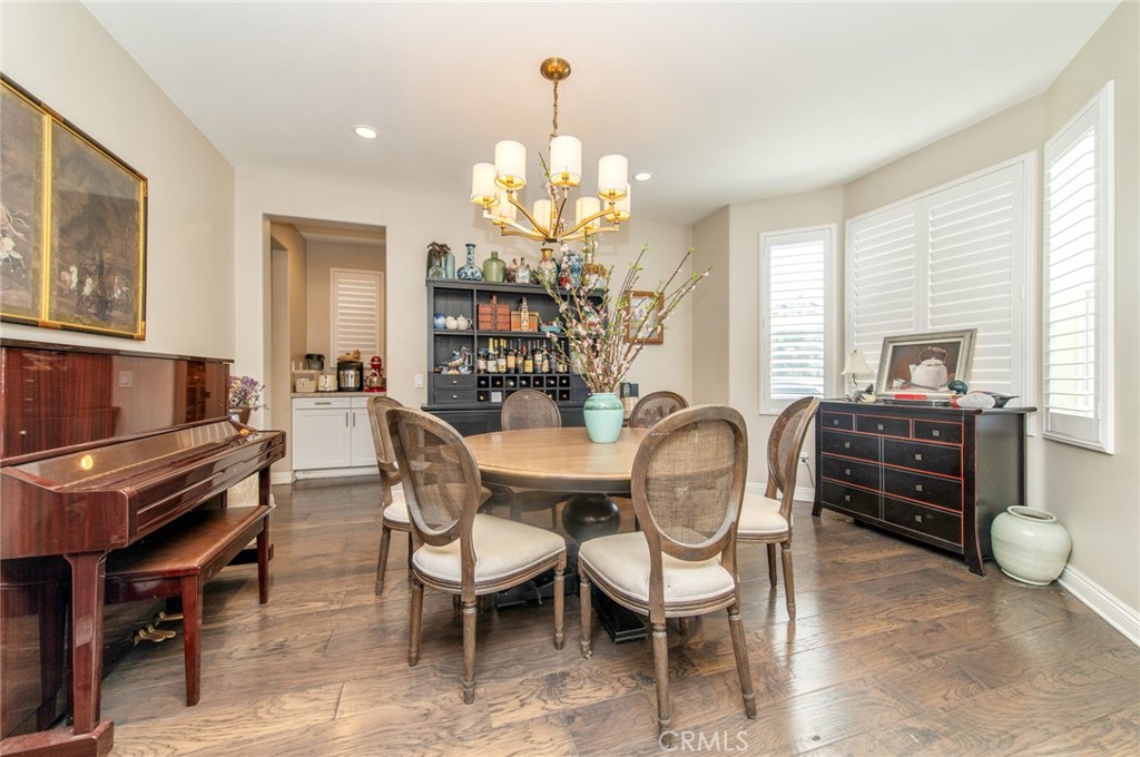 Tustin, California, 92782, United States, 5 Bedrooms Bedrooms, ,5 BathroomsBathrooms,Residential,Active,2024181