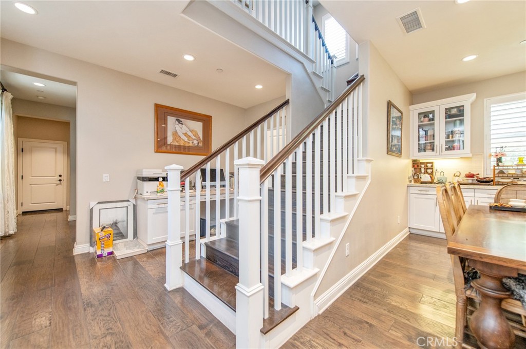 Tustin, California, 92782, United States, 5 Bedrooms Bedrooms, ,5 BathroomsBathrooms,Residential,Active,2024181