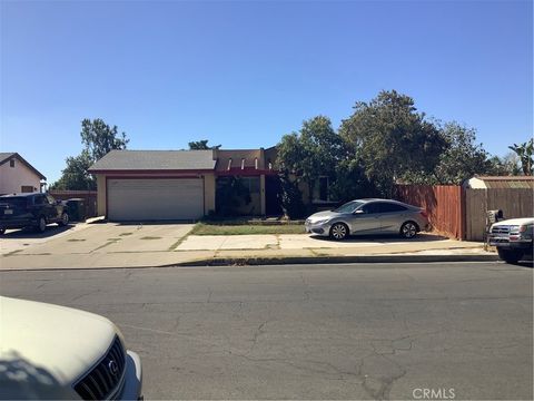 Photo of 304 E Cedar St St, Ontario, CA 91761 (MLS # IG25214496)
