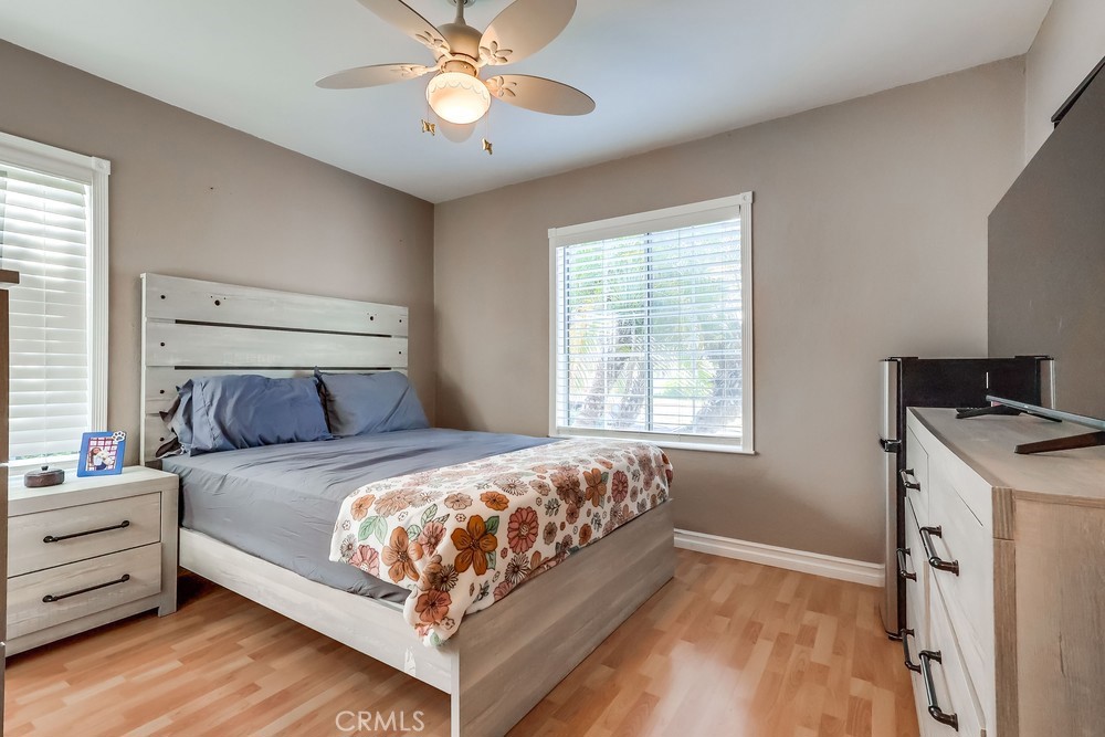 Lakewood Park/North of Del Amo (LND) - Residential