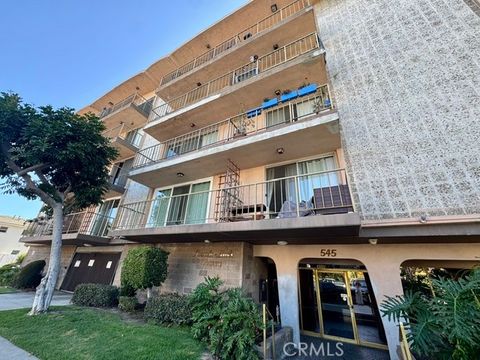 Photo of 545 Chestnut Avenue #306, Long Beach, CA 90802 (MLS # RS26140096)