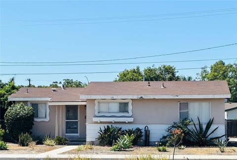 Photo of 134 W Ball RD, Anaheim, CA 92805 (MLS # OC26129347)