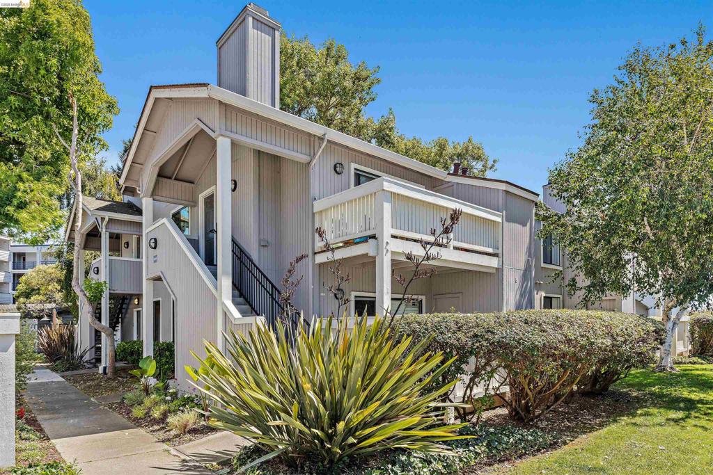 191 Schooner Ct CT