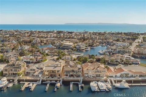 Photo of 16462 Malden Circle, Huntington Beach, CA 92649 (MLS # LG26078540)