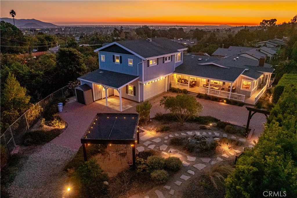 2102 Buena Vista Drive