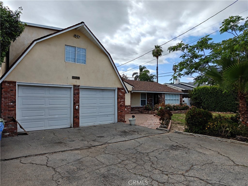 10537 Encino Ave AVE, Granada Hills CA 91344