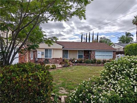 MLS: SR26180491