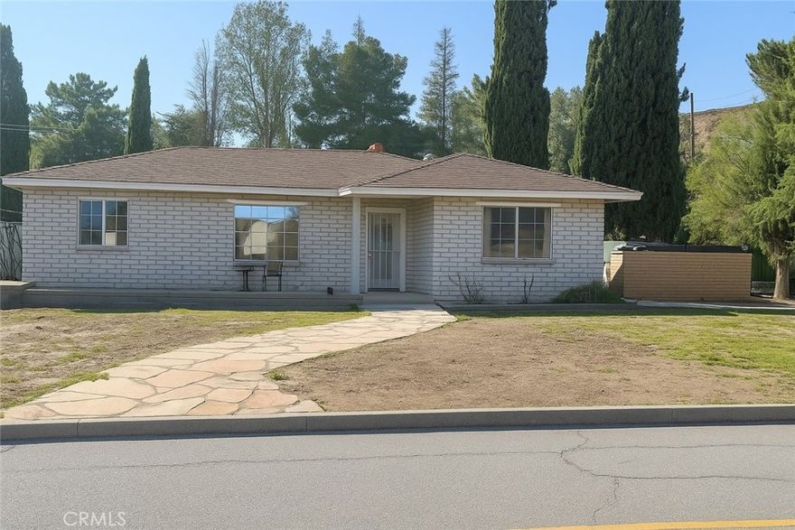 Attention Investors! This single-story home sits on a spacious corner lot and offers incredible potential. Featuring a private pool, bathhouse, and ample parking, this property is perfect for those looking to add value and create long-term returns. The home includes extra storage and unique vintage touches throughout, making it a great opportunity to renovate or update to your liking. With its functional layout and desirable lot, this property is ready for your vision whether you’re looking to flip, rent, or hold as an investment. Don’t miss out on this chance to own a home with so much potential in a sought-after location!