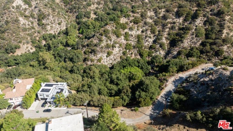 Photo of 0 0, Tujunga, CA 91042 (MLS # 26990609)