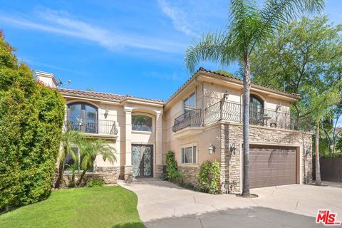 Photo of 5018 Woodley Avenue, Encino, CA 91436 (MLS # 26777613)