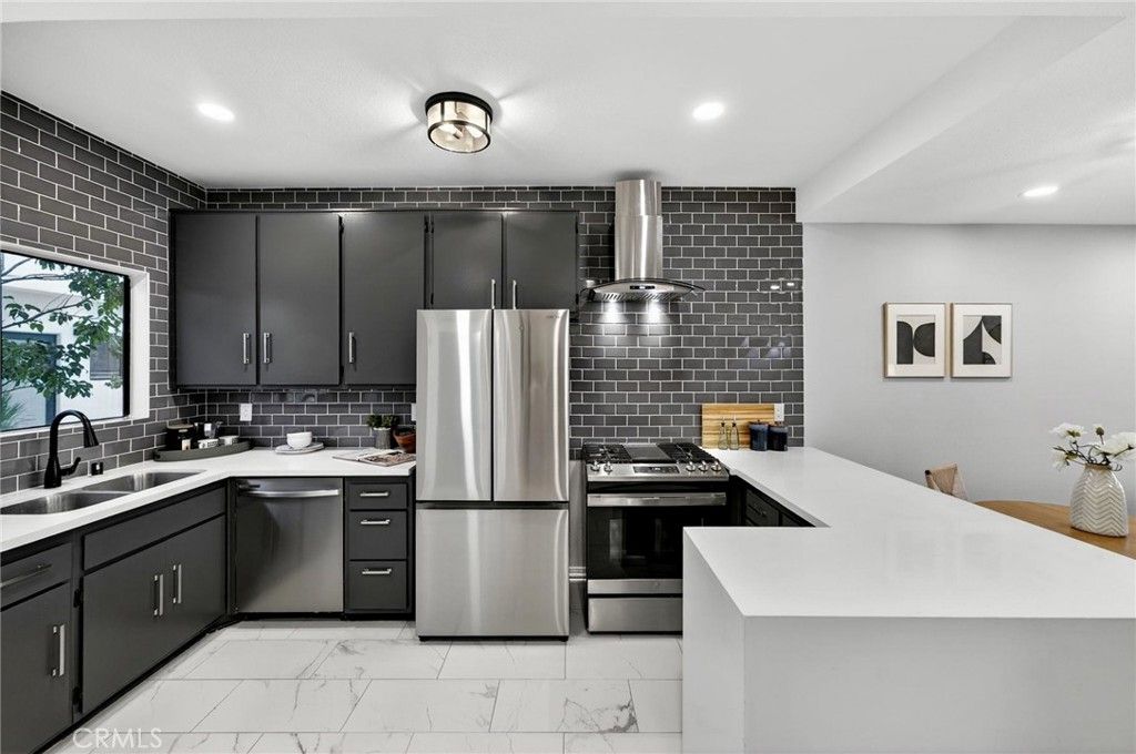 Photo of 2500 Abbot Kinney Boulevard #9, Venice, CA 90291 (MLS # SW26024352)