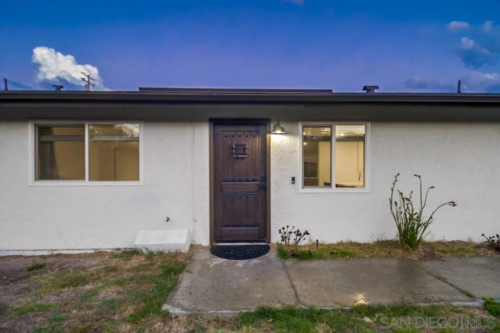 Photo of 6964 Mount Vernon St St, Lemon Grove, CA 91945 (MLS # 250042294SD)