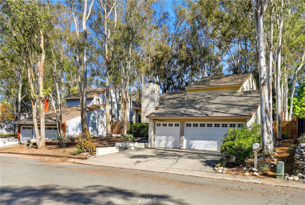 22321 Parkwood