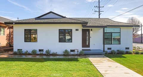 Photo of 2700 183rd St, Redondo Beach, CA 90278 (MLS # OC26034253)