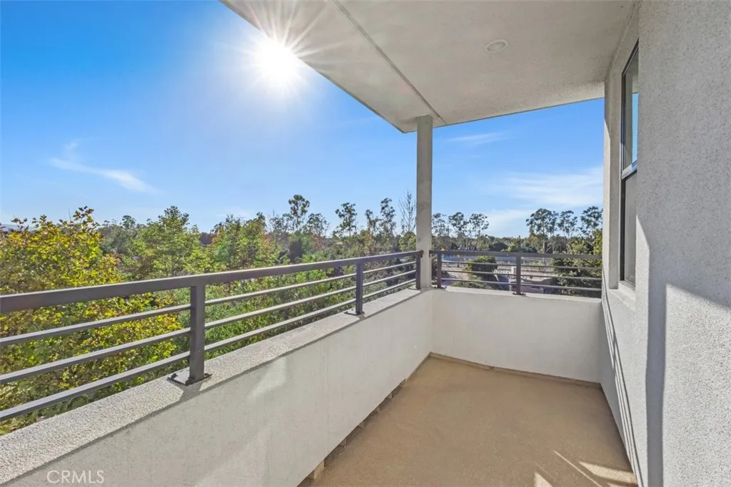 Irvine, California 92618, United States, 3 Bedrooms Bedrooms, ,4 BathroomsBathrooms,Residential,Active,215031