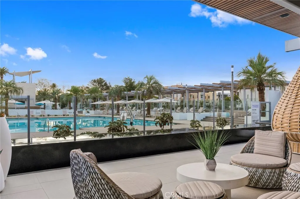 Irvine, California 92618, United States, 3 Bedrooms Bedrooms, ,4 BathroomsBathrooms,Residential,Active,215031