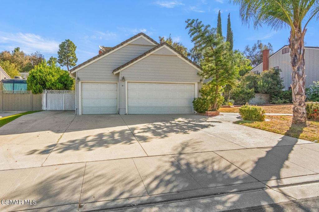 1819 Rocking Horse Drive