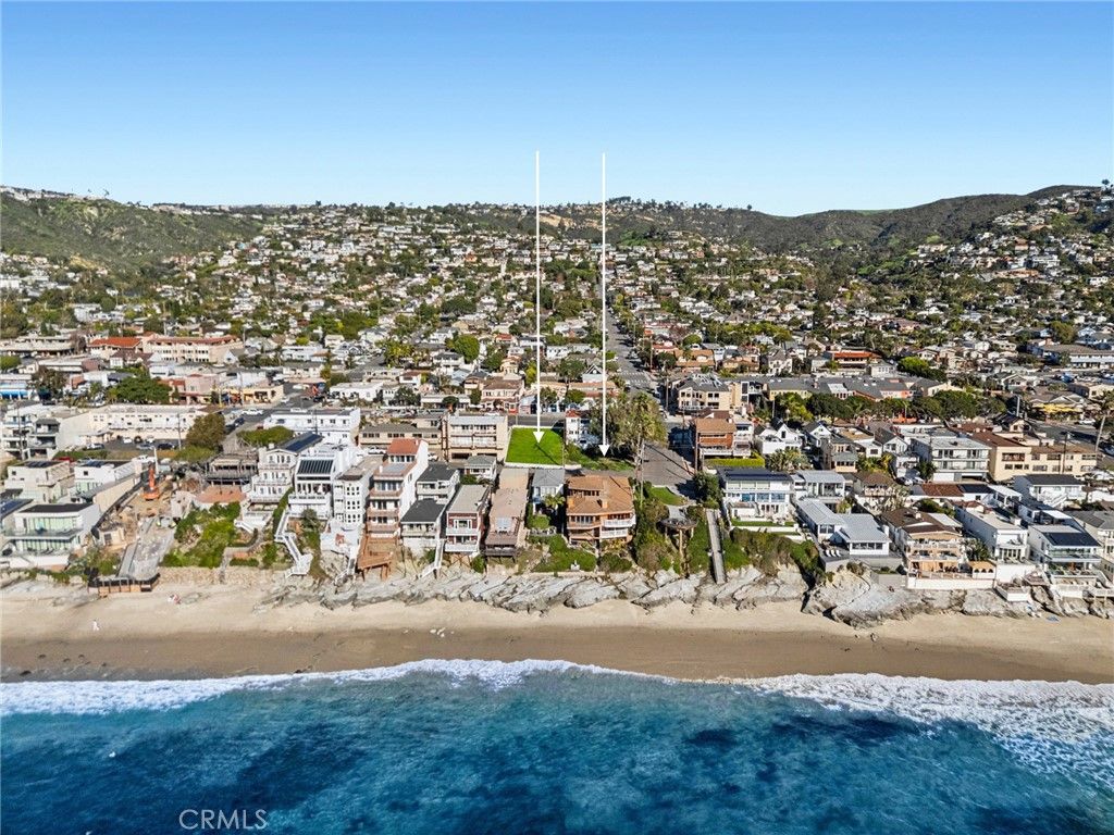 Photo of 1081 South Coast Highway Hwy, Laguna Beach, CA 92651 (MLS # LG26007745)