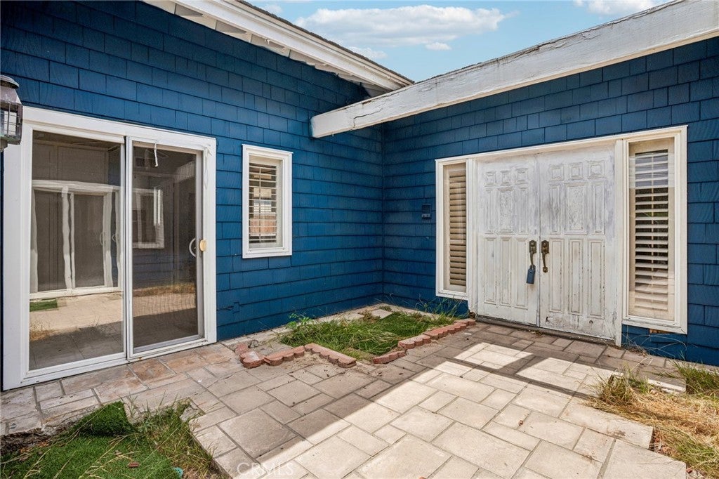 28391 Lakewood