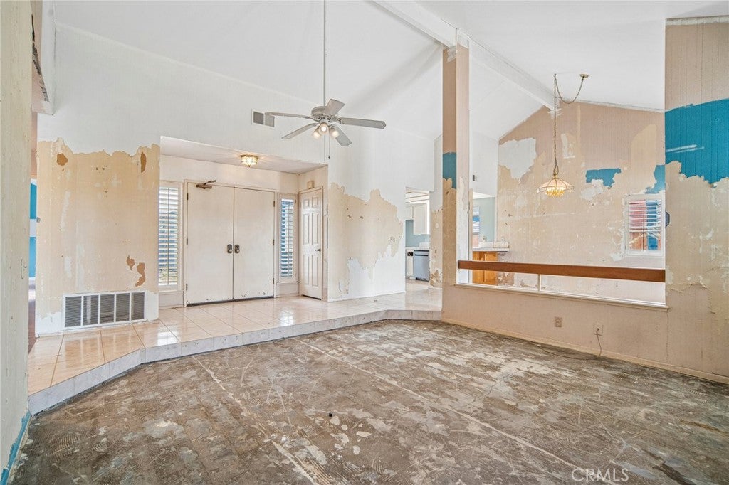 28391 Lakewood