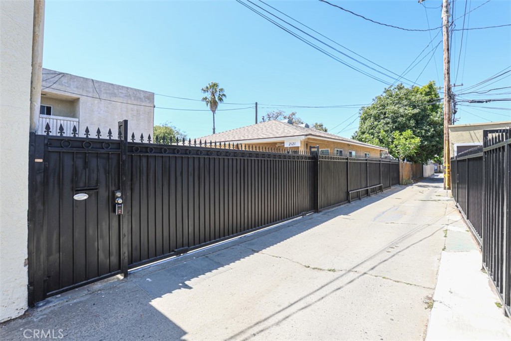 2117 E 7th
