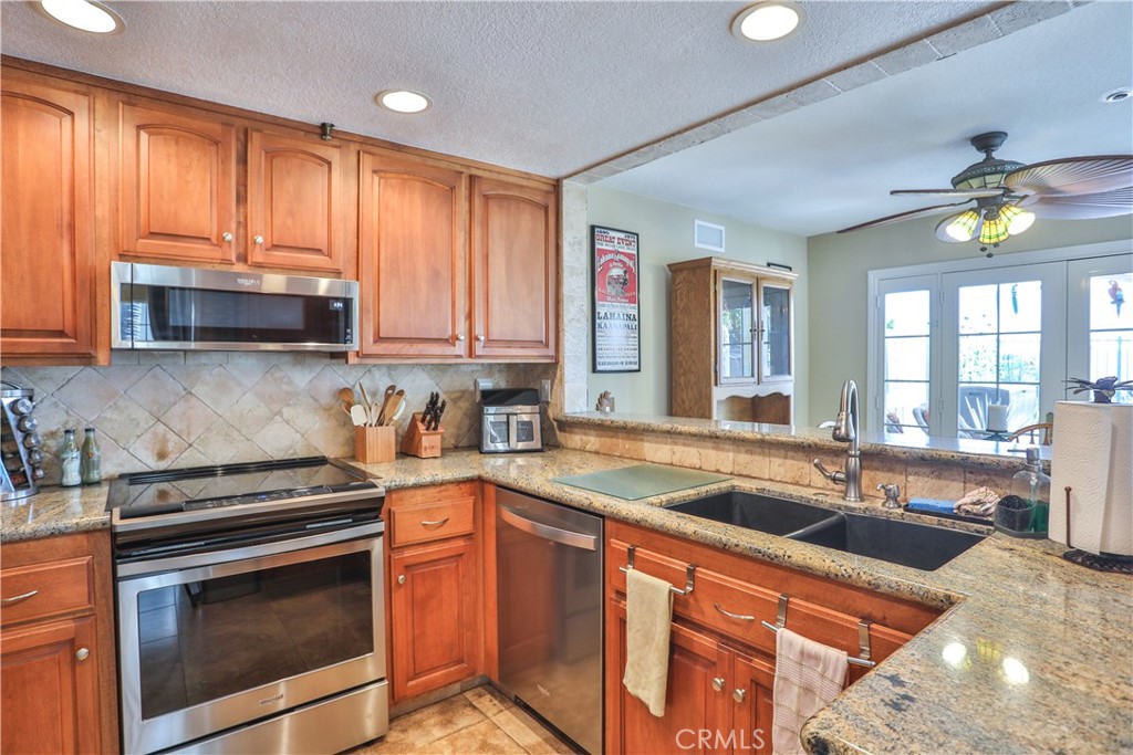 2330 Avenida Marejada, San Clemente CA 92673 - Photo 12