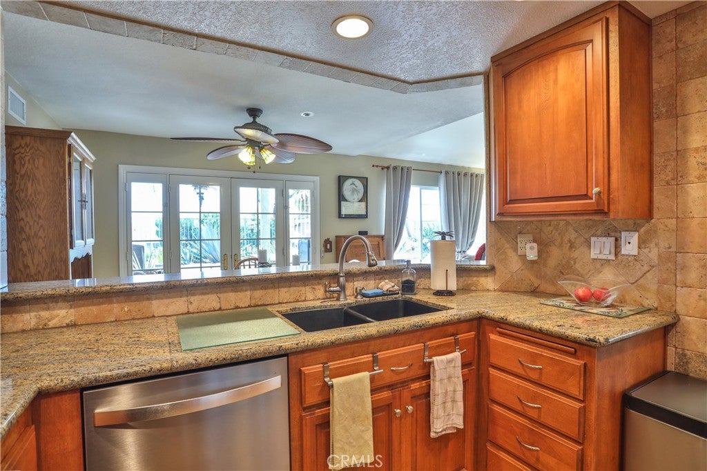 2330 Avenida Marejada, San Clemente CA 92673 - Photo 13