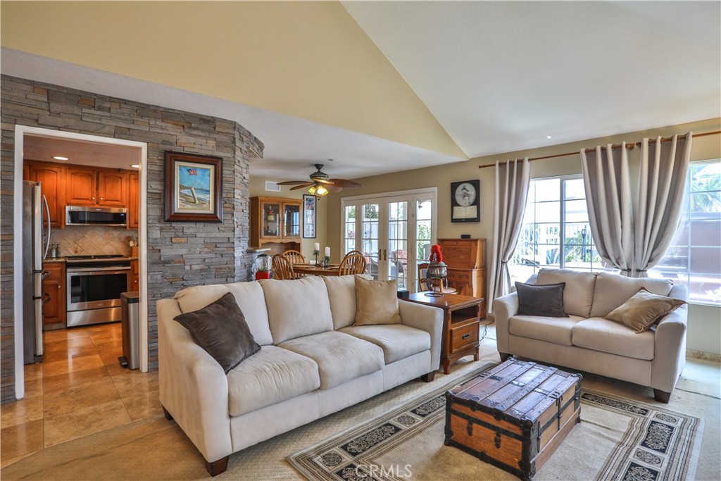 2330 Avenida Marejada, San Clemente CA 92673 - Photo 10
