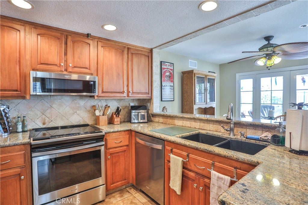 2330 Avenida Marejada, San Clemente CA 92673 - Photo 12