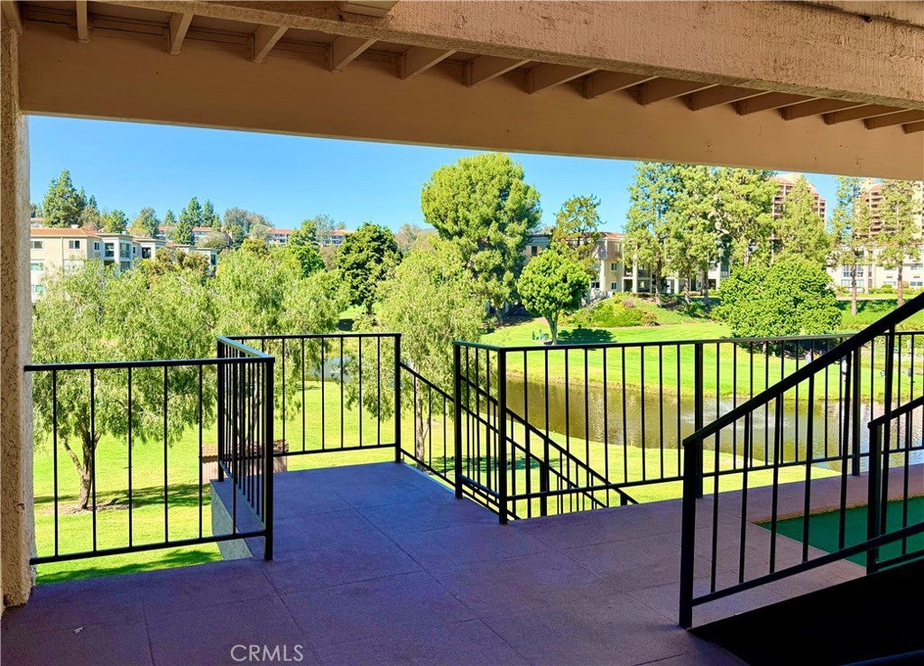 5519 Paseo Del Lago E 2H