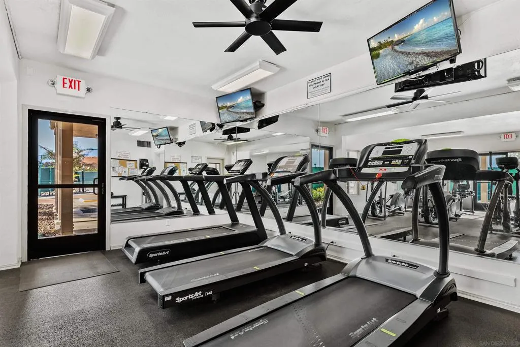 La Jolla, California 92037, United States, 3 Bedrooms Bedrooms, ,4 BathroomsBathrooms,Residential,Active,192513