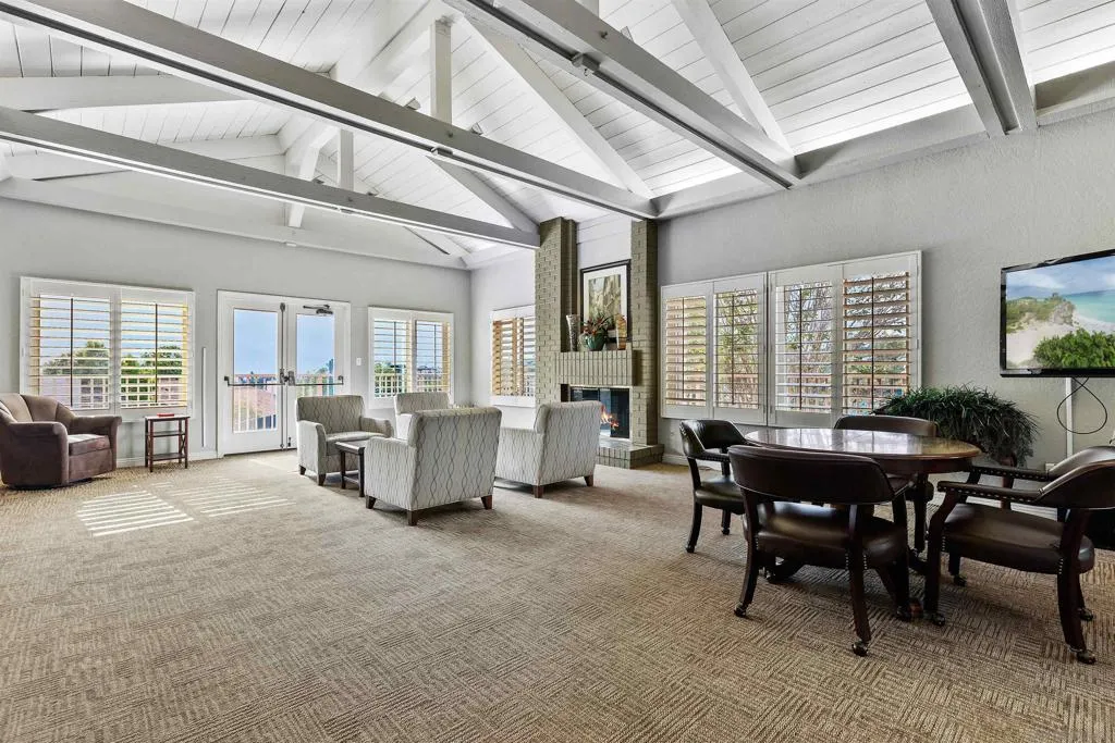 La Jolla, California 92037, United States, 3 Bedrooms Bedrooms, ,4 BathroomsBathrooms,Residential,Active,192513